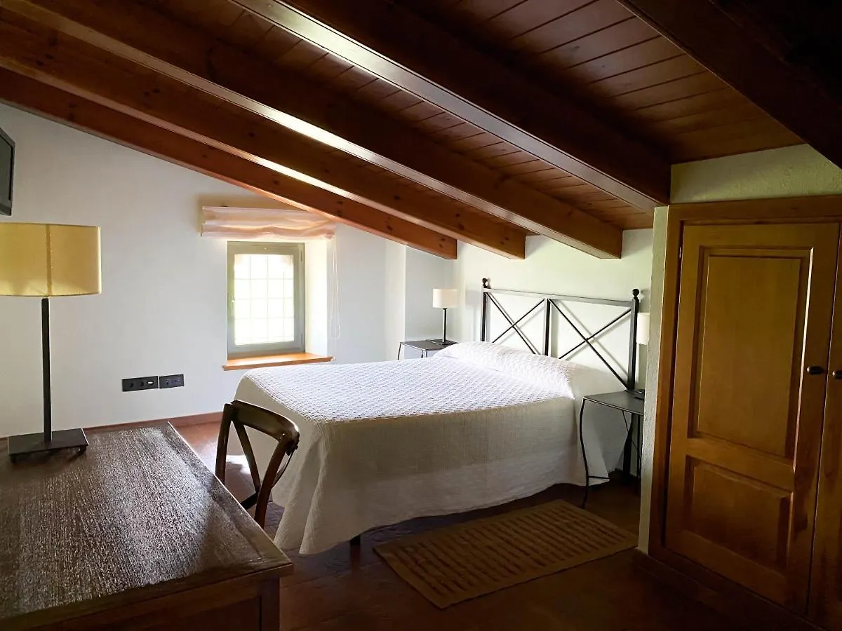 Mas Trobat Hostal Juyá Casa rural